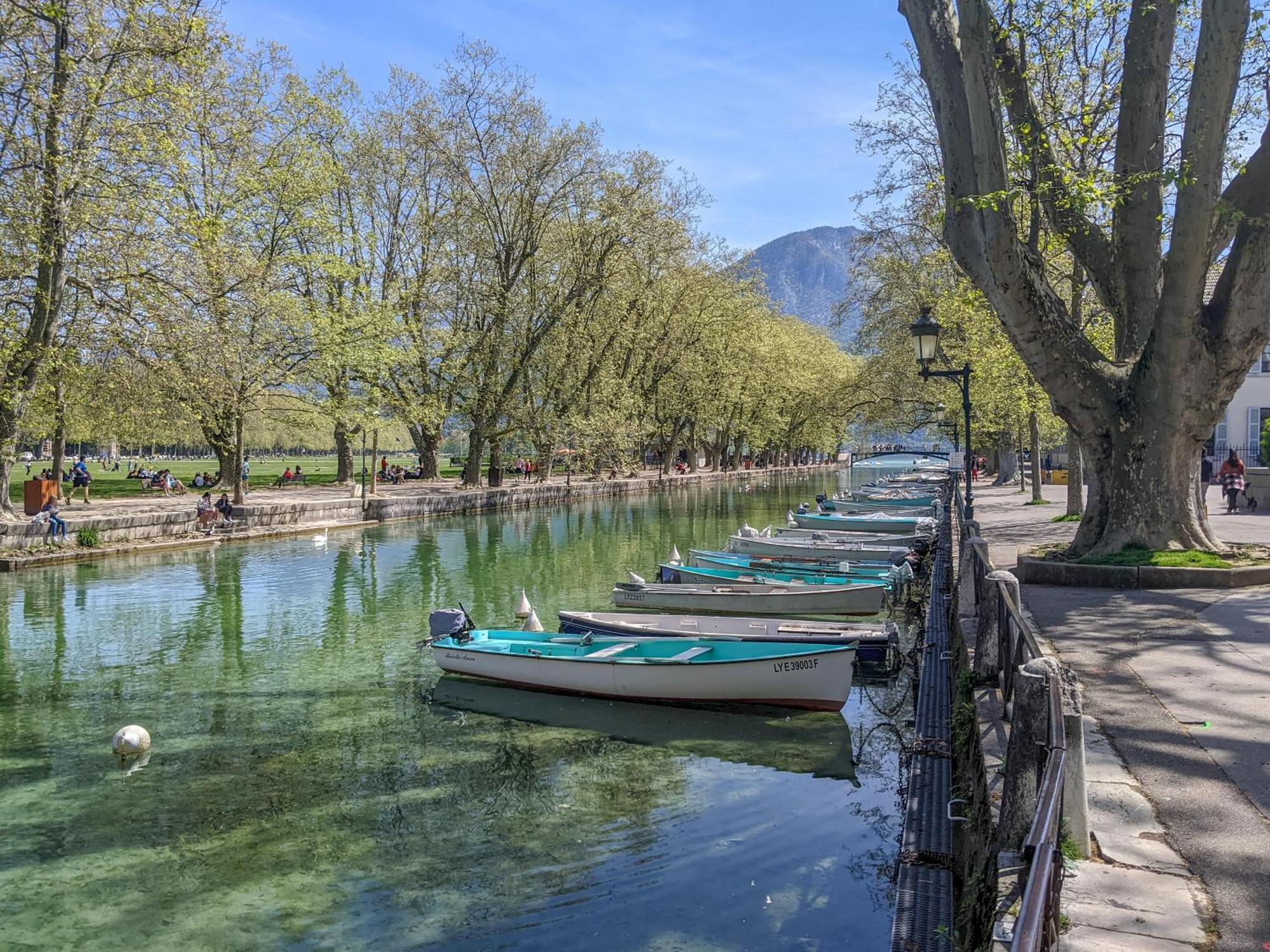 Nid Douillet Bed & Breakfast Annecy Luaran gambar