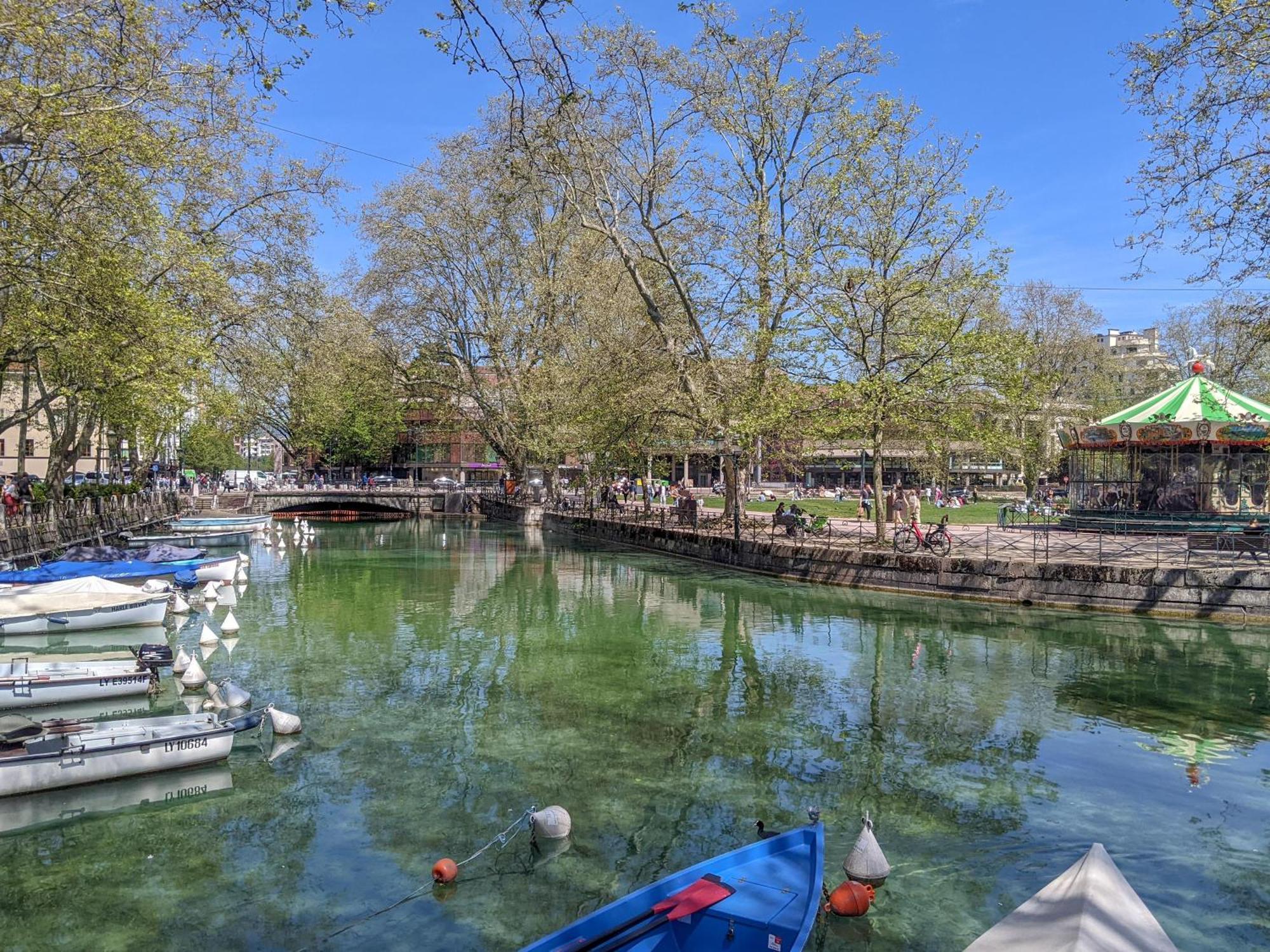 Nid Douillet Bed & Breakfast Annecy Luaran gambar